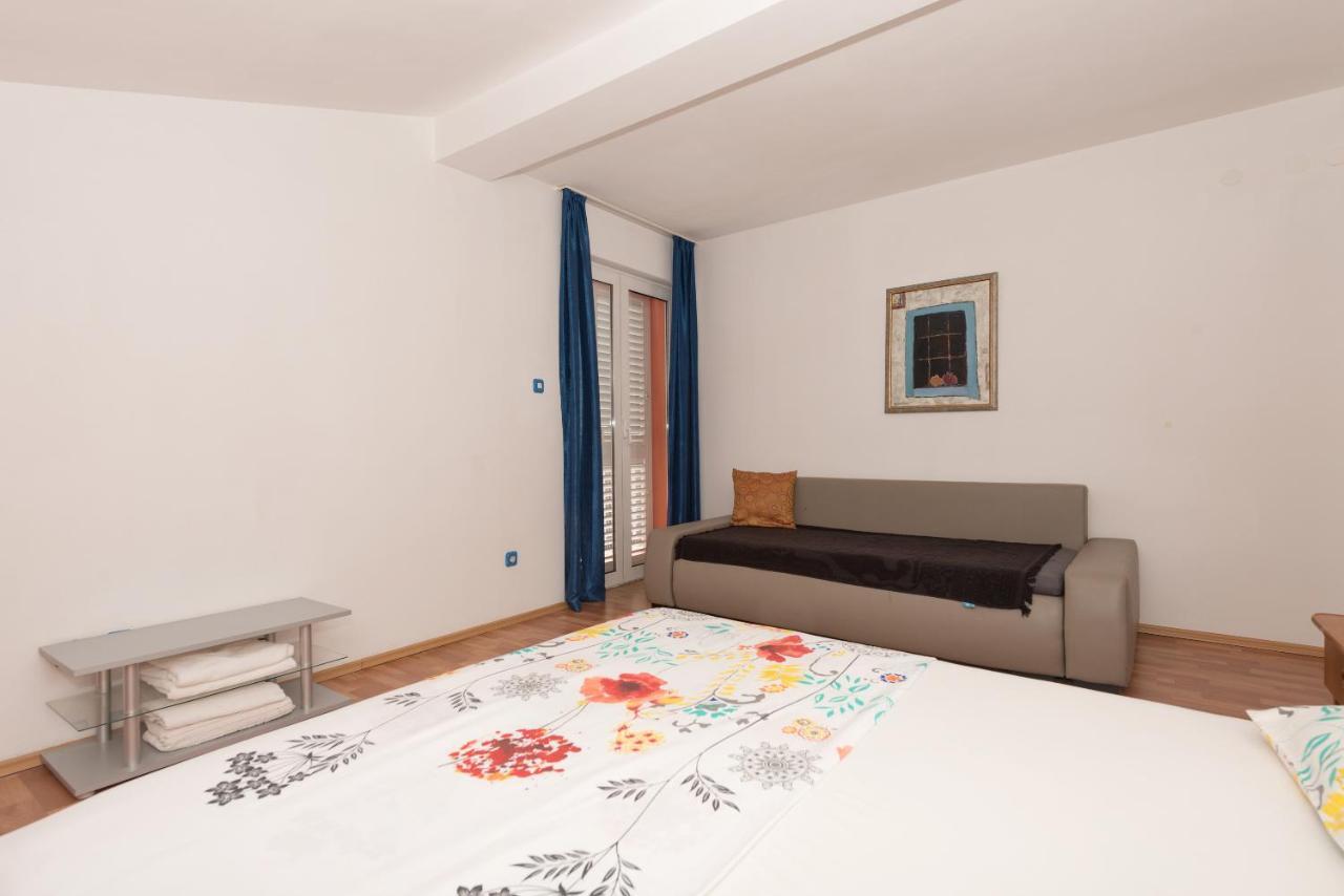 Apartments Zoka Makarska Exteriör bild